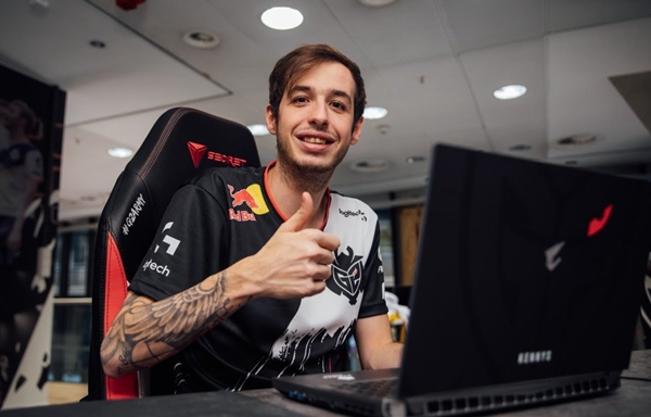 老将记得！OLD2女枪AOE伤害拉满 Icon发条尽力局 WRB扳平比分